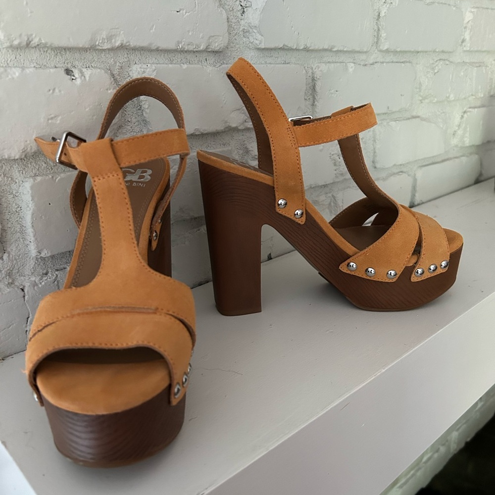 GB Tan Platform Sandals
